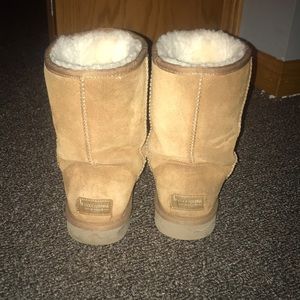 Koolaburra by Ugg boots